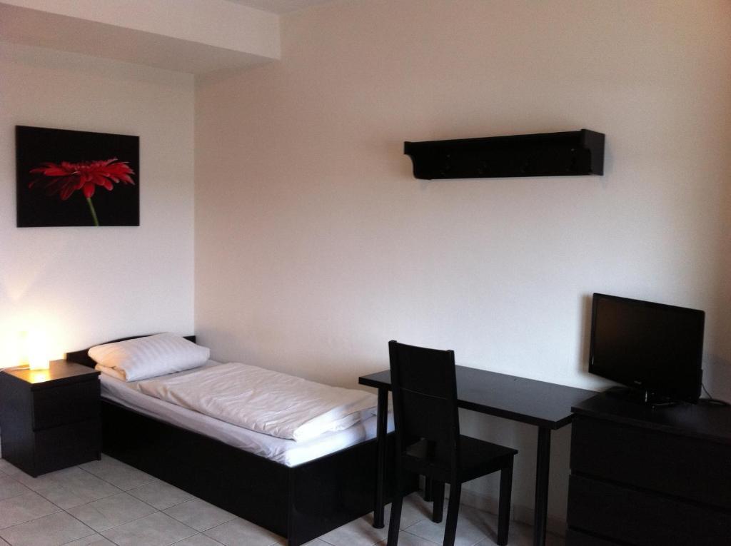 Hotel Goldener Engel Waldbronn Rom bilde